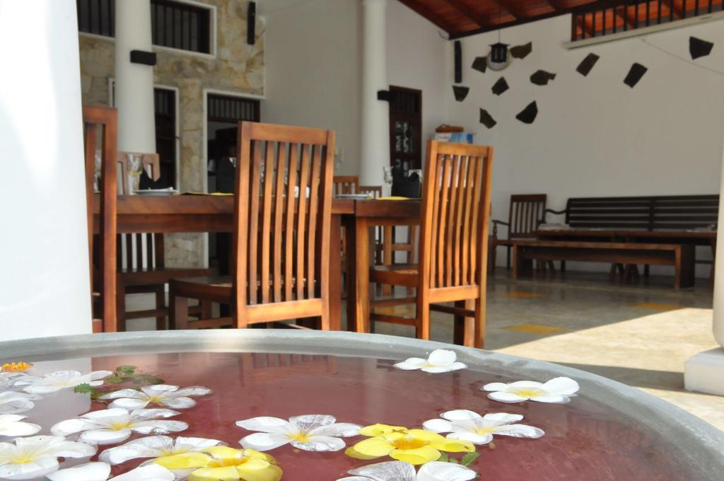 Fort Edge Retreat Unawatuna Exteriör bild