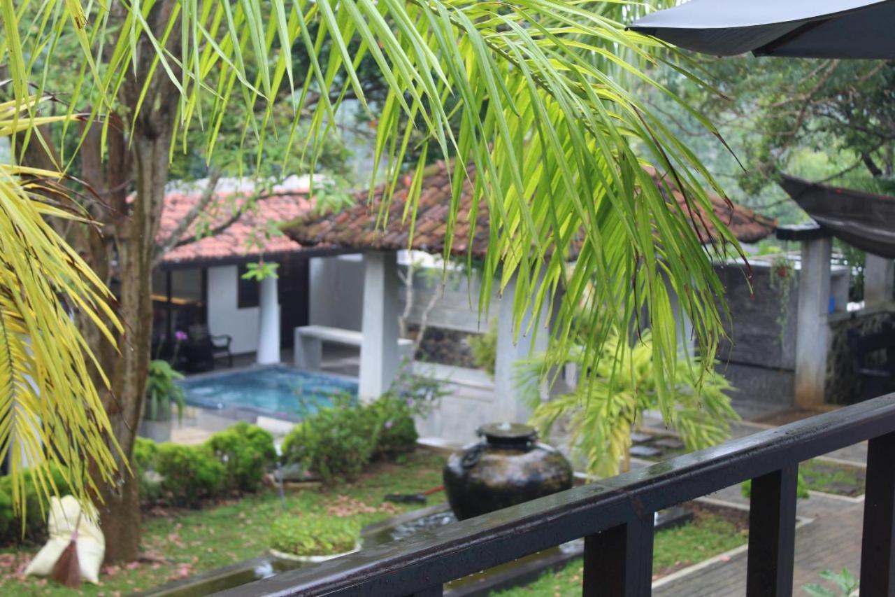 Fort Edge Retreat Unawatuna Exteriör bild
