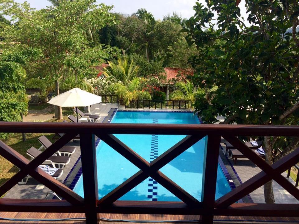 Fort Edge Retreat Unawatuna Exteriör bild